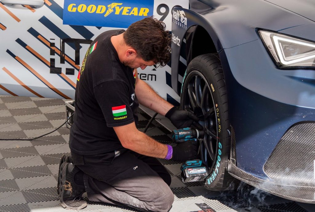 Wheel alignment being performed